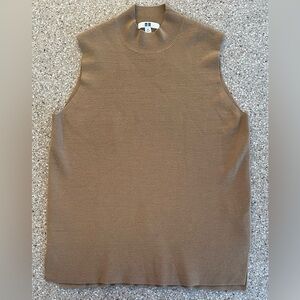Uniqlo Women’s Tan Sleeveless Top